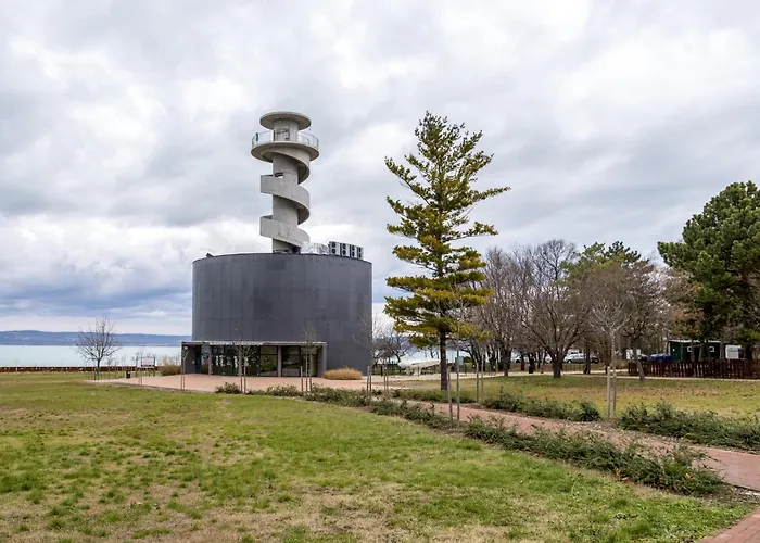 Appartamento In 20073 *